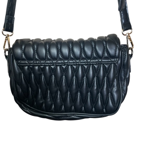 BADGLEY MISCHKA Black Vegan Leather Crossbody Bag Quilted Designer Adjustable - Picture 4 of 13